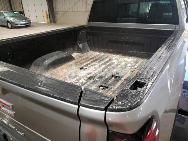 Photo 8 of 2024 GMC SIERRA K2500 DENALI (VIN 1GT49REY0RF272519)