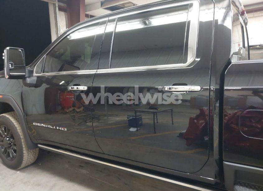 Photo 14 of 2022 Gmc Sierra 2500HD 4WD STANDARD BED DENALI (VIN 1GT49REY2NF153476)