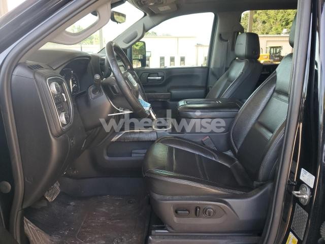 Photo 2 of 2020 GMC SIERRA K2500 DENALI (VIN 1GT49REY5LF299187)