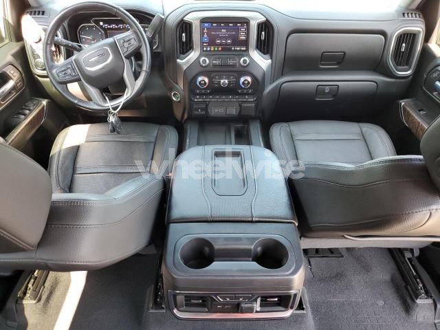 Photo 3 of 2020 GMC SIERRA K2500 DENALI (VIN 1GT49REY7LF179651)