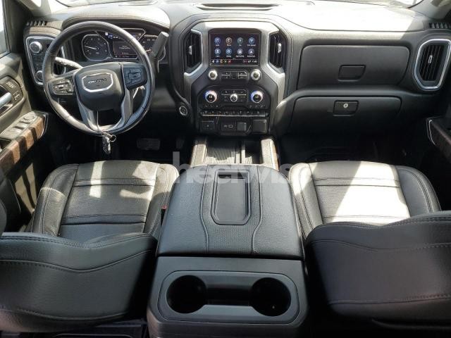 Photo 3 of 2022 GMC SIERRA K2500 DENALI (VIN 1GT49REY8NF104346)