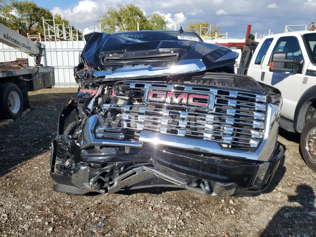 Photo 5 of 2024 GMC SIERRA K2500 DENALI (VIN 1GT49REY8RF326214)