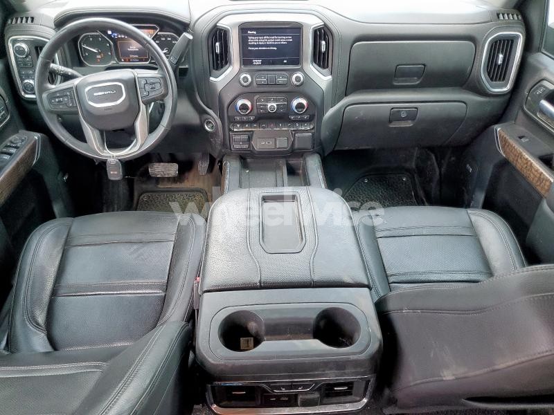 Photo 11 of 2021 GMC SIERRA K2500 DENALI (VIN 1GT49REYXMF240928)