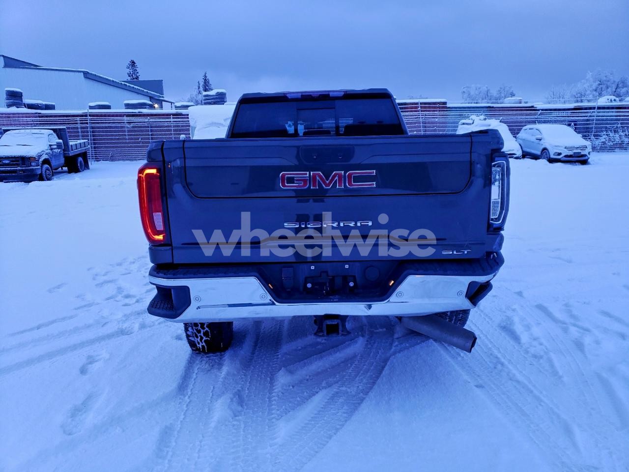 Photo 6 of 2022 GMC SIERRA K3500 SLT (VIN 1GT49UEY1NF198394)