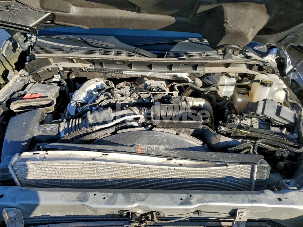 Photo 11 of 2024 GMC SIERRA K3500 SLT (VIN 1GT49UEYXRF257660)