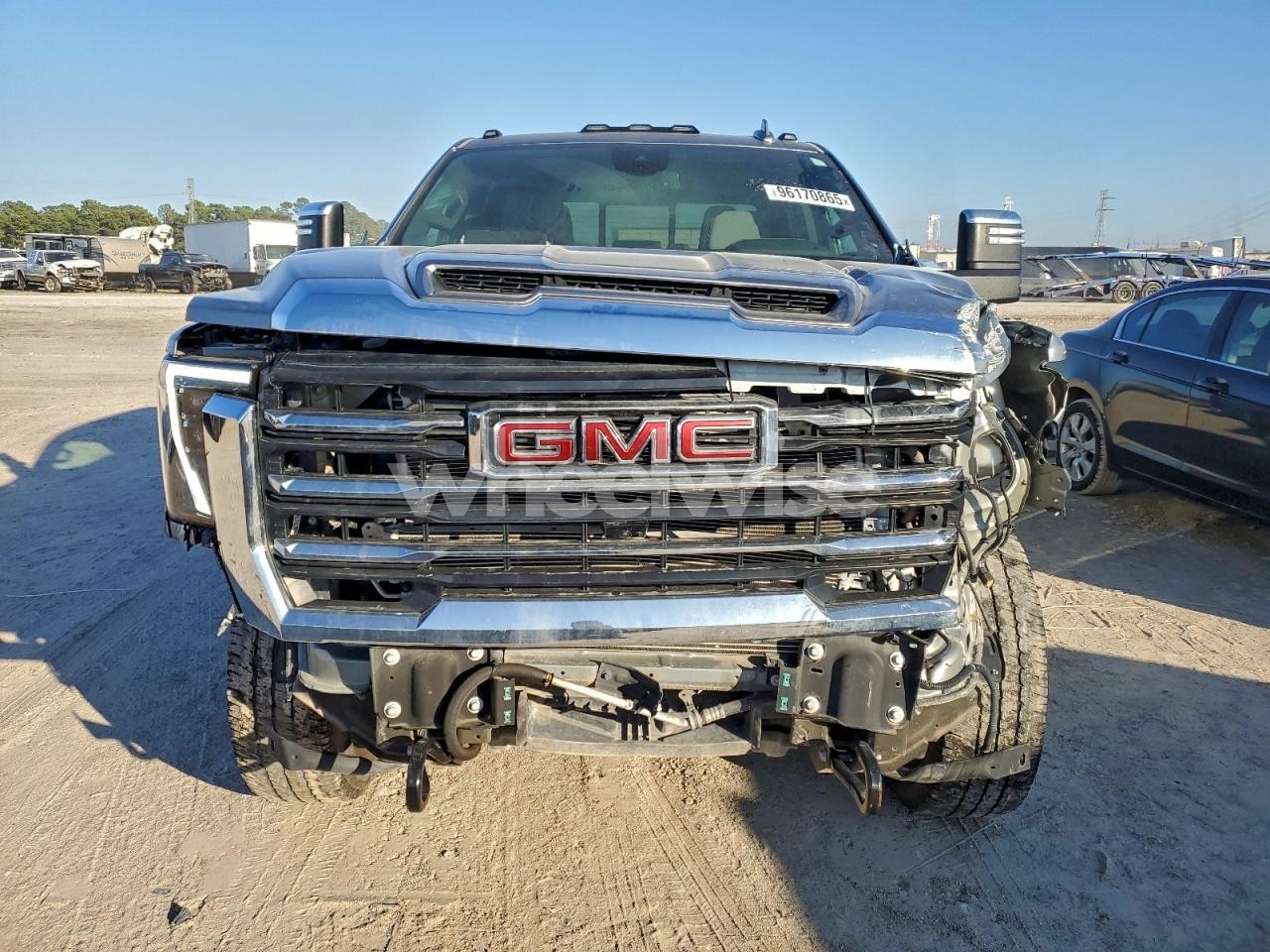 Photo 5 of 2024 GMC SIERRA K3500 SLT (VIN 1GT49UEYXRF257660)