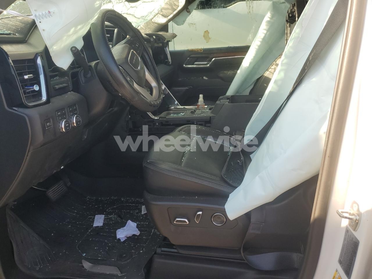 Photo 7 of 2024 GMC SIERRA K3500 DENALI (VIN 1GT49WEY2RF269572)