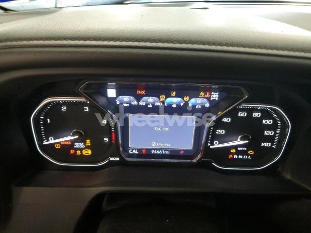 Photo 2 of 2022 GMC SIERRA K3500 DENALI N/A (VIN 1GT49WEY3NF363177)