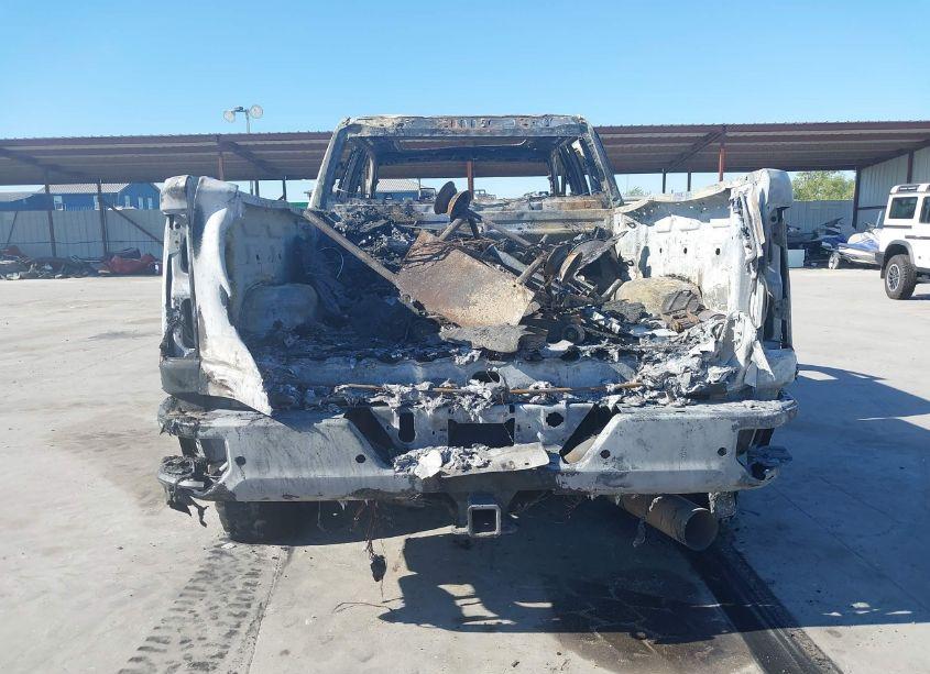 Photo 8 of 2021 Gmc Sierra 3500HD 4WD STANDARD BED DENALI (VIN 1GT49WEYXMF102644)