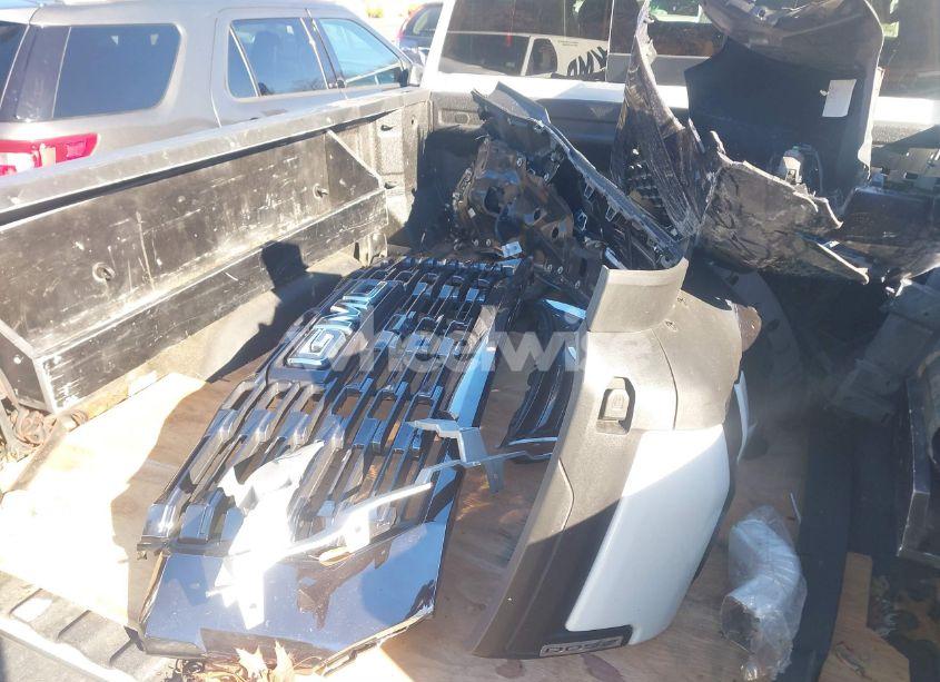 Photo 12 of 2024 Gmc Sierra 2500HD 4WD STANDARD BED DENALI ULTIMATE (VIN 1GT49XEY4RF272950)