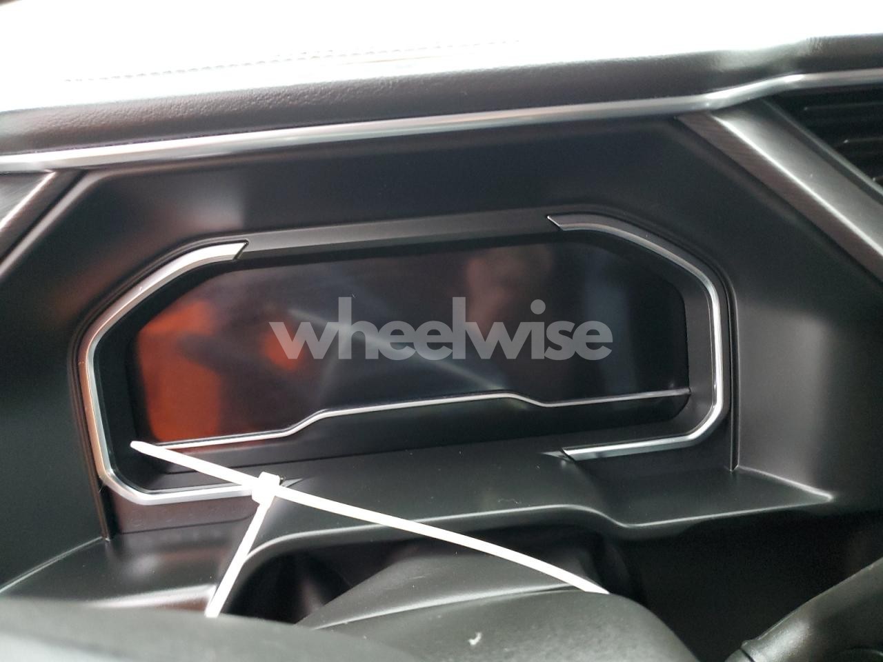 Photo 9 of 2024 GMC SIERRA K3500 DENALI ULTIMATE (VIN 1GT49YEY4RF361360)