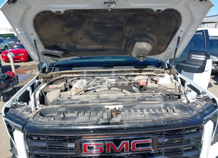 Photo 9 of 2024 Gmc Sierra 2500HD 4WD STANDARD BED AT4X (VIN 1GT49ZEYXRF302884)