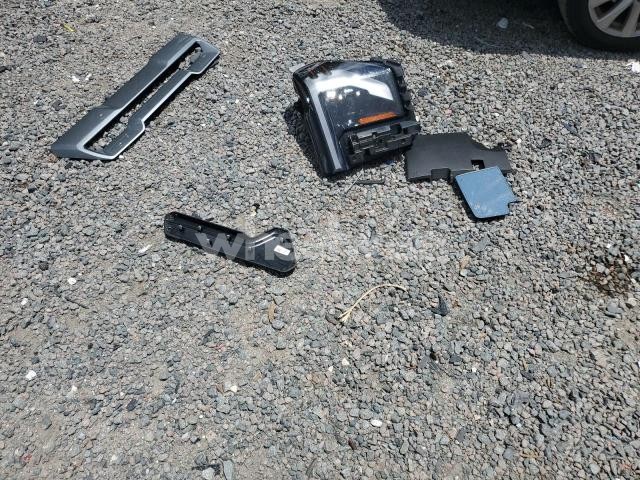 Photo 4 of 2025 GMC SIERRA K2500 AT4 (VIN 1GT4UPEY7SF130161)