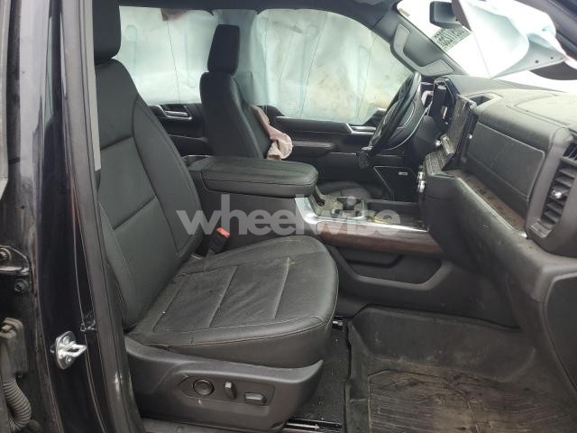 Photo 8 of 2025 GMC SIERRA K3500 SLT (VIN 1GT4UUEY3SF137087)