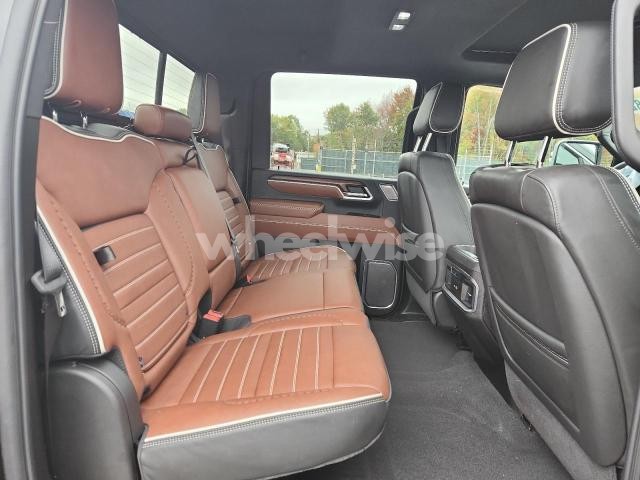 Photo 13 of 2025 GMC SIERRA K3500 DENALI ULTIMATE N/A (VIN 1GT4UYEY6SF258977)