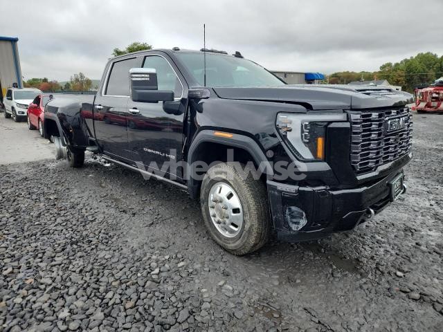 Photo 4 of 2025 GMC SIERRA K3500 DENALI ULTIMATE N/A (VIN 1GT4UYEY6SF258977)