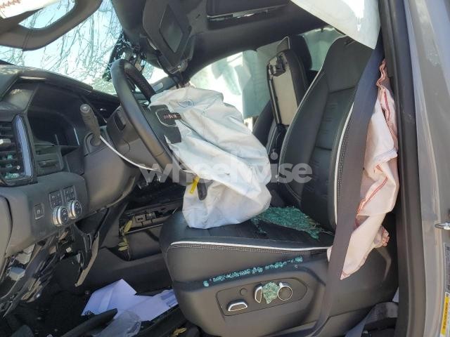 Photo 8 of 2025 GMC SIERRA K2500 AT4X N/A (VIN 1GT4UZEY6SF120829)