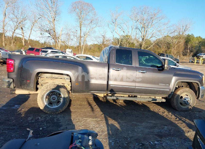 Photo 13 of 2015 Gmc Sierra 3500HD SLT (VIN 1GT513C86FZ106687)
