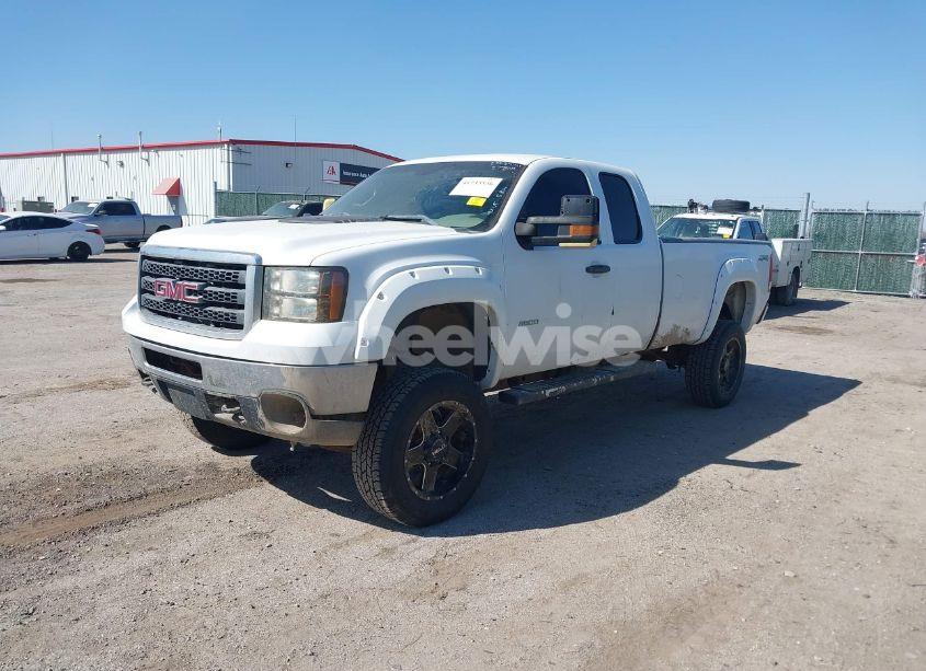 Photo 2 of 2011 Gmc Sierra 3500HD WORK TRUCK (VIN 1GT522CG9BZ277409)