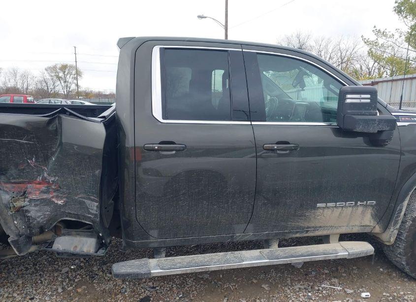 Photo 13 of 2022 Gmc Sierra 2500HD 4WD STANDARD BED SLE (VIN 1GT59ME72NF212203)