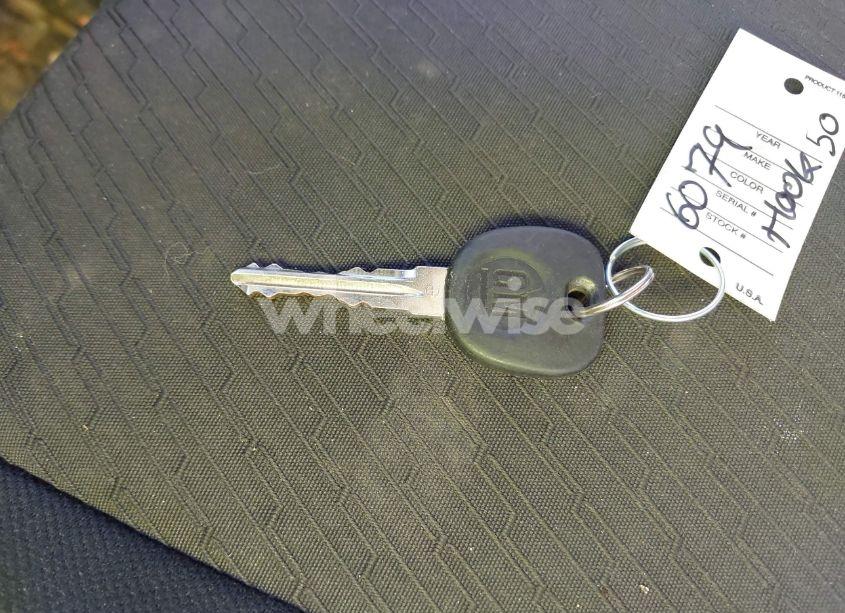 Photo 11 of 2010 Gmc Sierra 2500HD WORK TRUCK (VIN 1GT5KZBG7AZ186390)