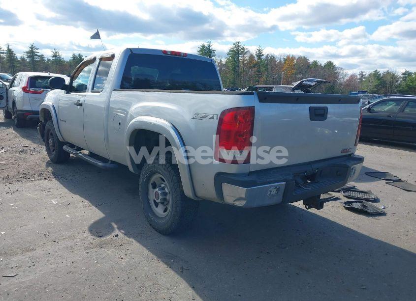 Photo 3 of 2010 Gmc Sierra 2500HD WORK TRUCK (VIN 1GT5KZBG7AZ186390)