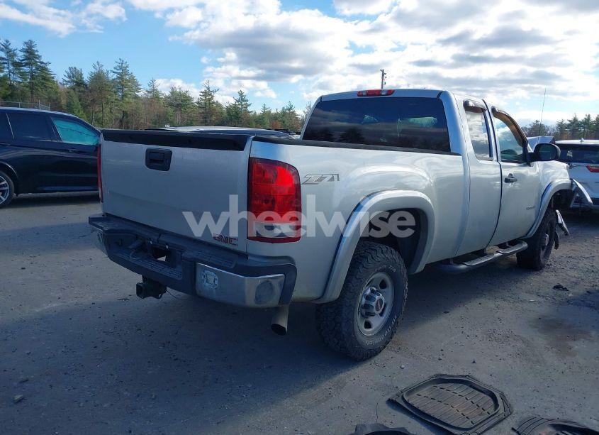 Photo 4 of 2010 Gmc Sierra 2500HD WORK TRUCK (VIN 1GT5KZBG7AZ186390)