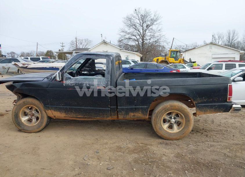 Photo 13 of 1988 Gmc S TRUCK S15 (VIN 1GTBS14E3J2532573)