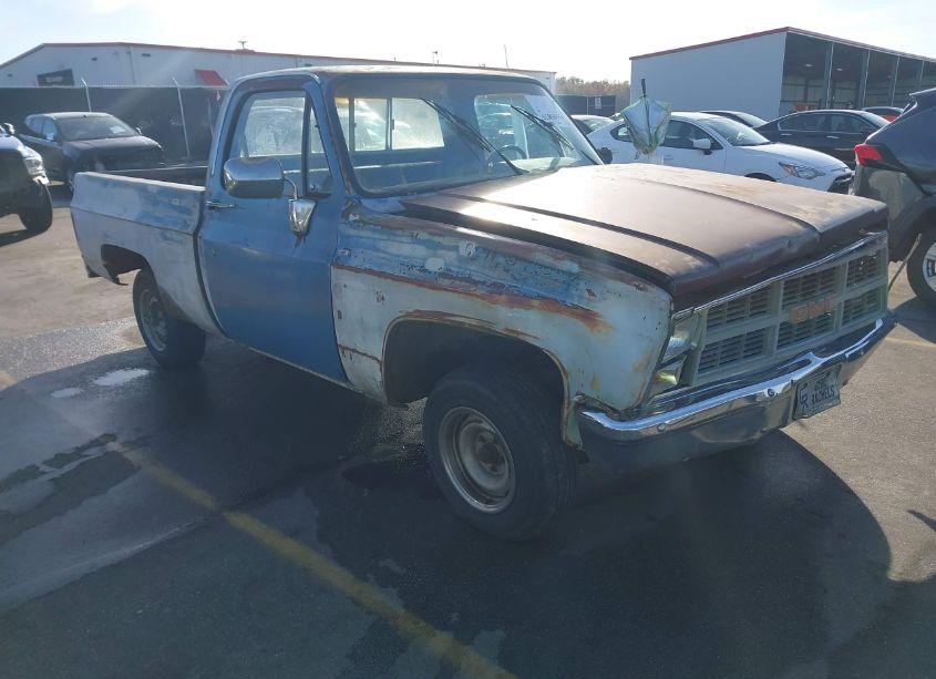 1984 Gmc C1500 (VIN 1GTCC14D7EF700495) main photo