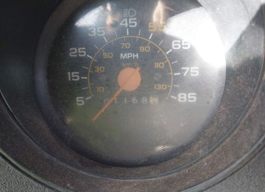 Photo 15 of 1984 Gmc C1500 (VIN 1GTCC14D7EF700495)