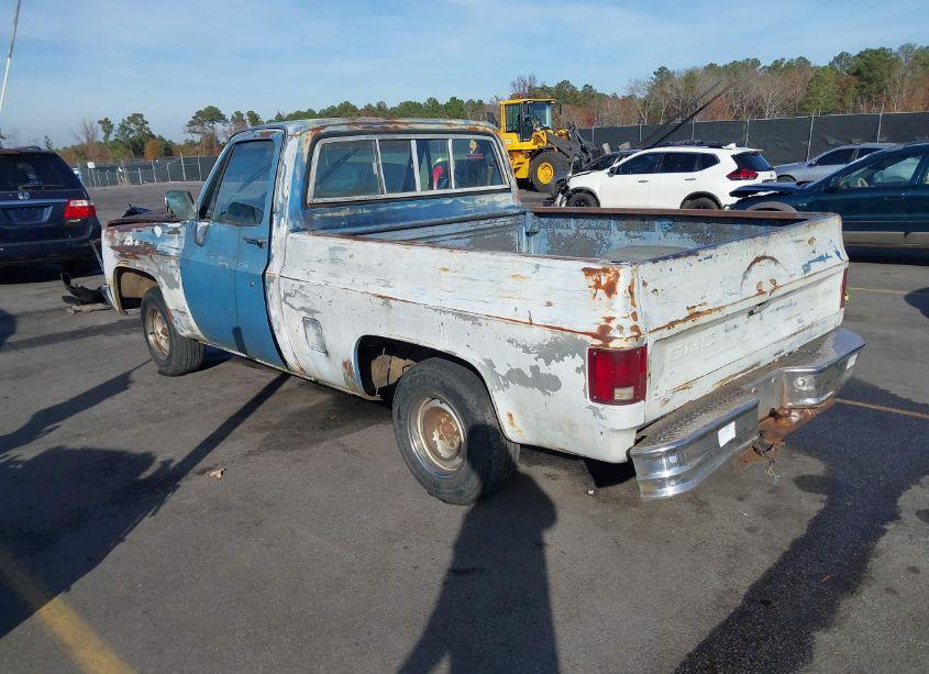 Photo 3 of 1984 Gmc C1500 (VIN 1GTCC14D7EF700495)