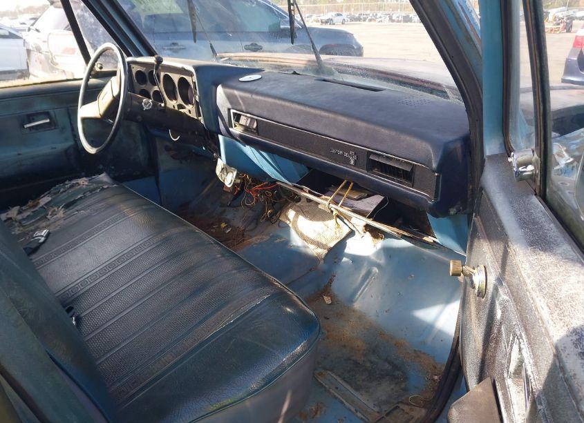 Photo 5 of 1984 Gmc C1500 (VIN 1GTCC14D7EF700495)