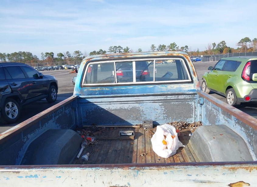 Photo 8 of 1984 Gmc C1500 (VIN 1GTCC14D7EF700495)