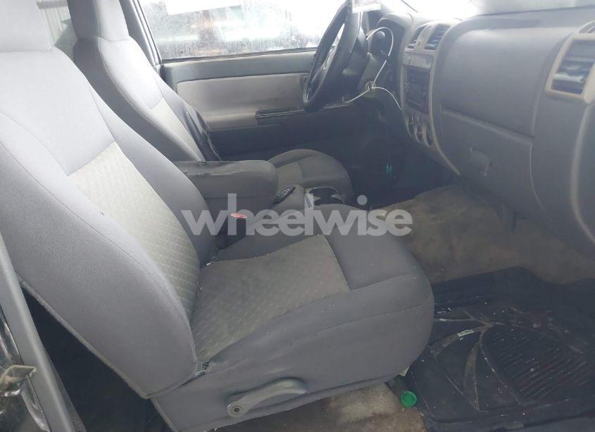 Photo 5 of 2005 Gmc Canyon SLE (VIN 1GTCS136458230209)