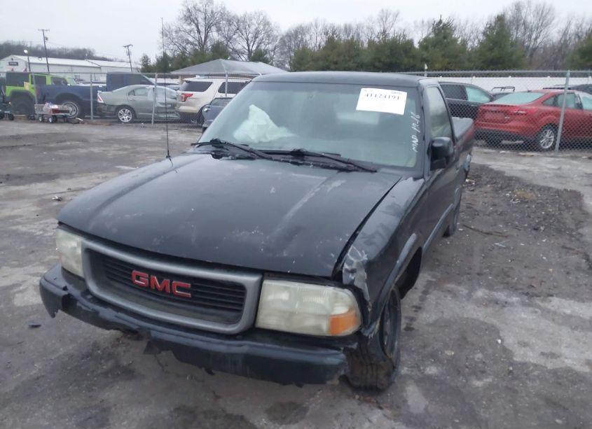 Photo 2 of 2002 Gmc Sonoma SL (VIN 1GTCS145428158199)