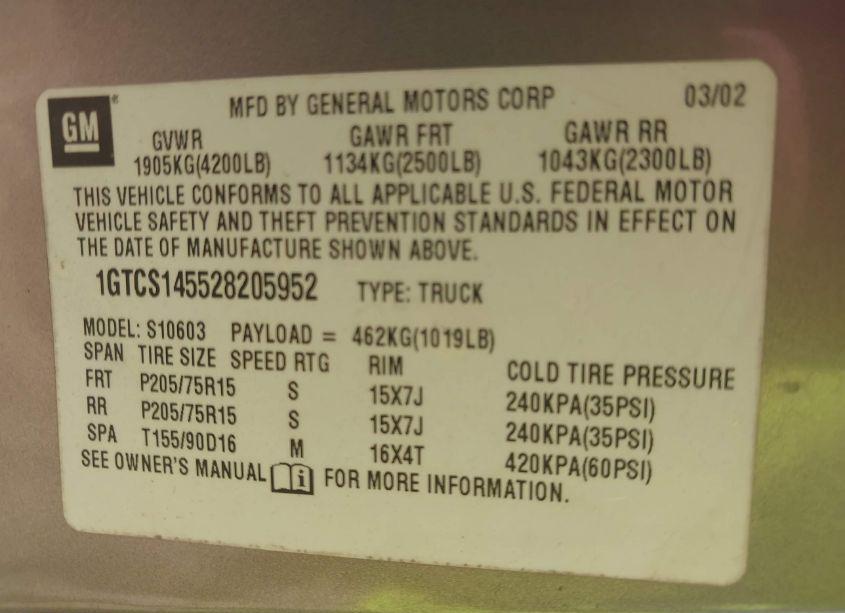 Photo 9 of 2002 Gmc Sonoma SL (VIN 1GTCS145528205952)