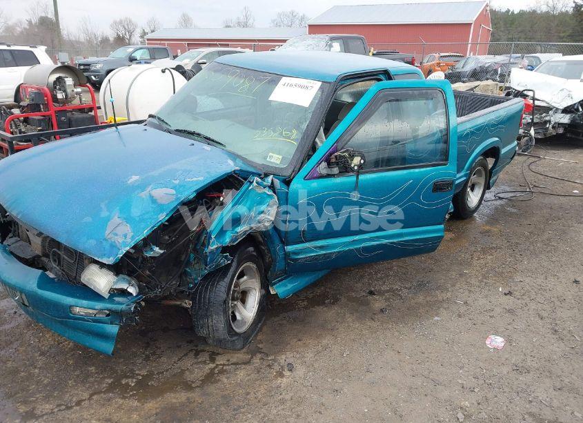 Photo 2 of 1995 Gmc Sonoma N/A (VIN 1GTCS1940S8535868)