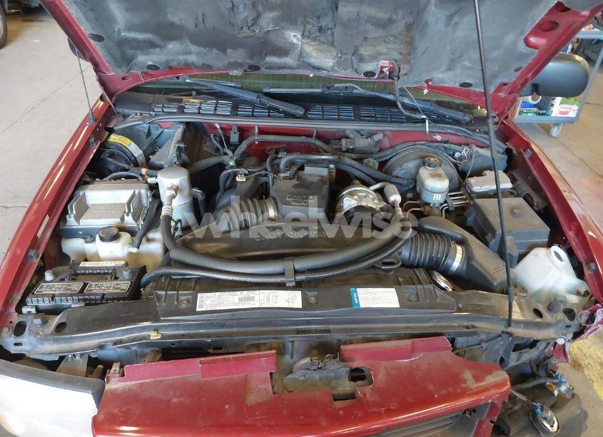 Photo 10 of 2000 Gmc Sonoma SLS (VIN 1GTCS1946Y8171643)