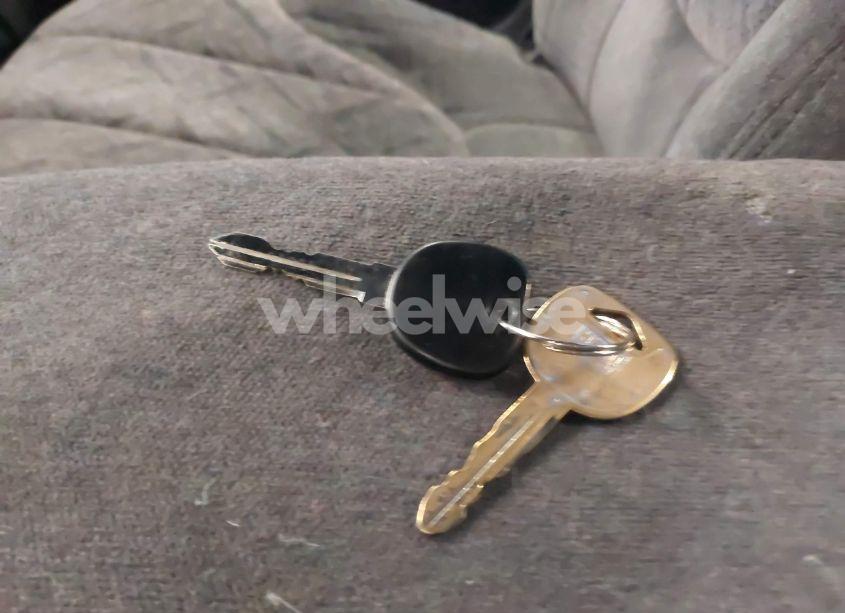 Photo 11 of 2000 Gmc Sonoma SLS (VIN 1GTCS1946Y8171643)