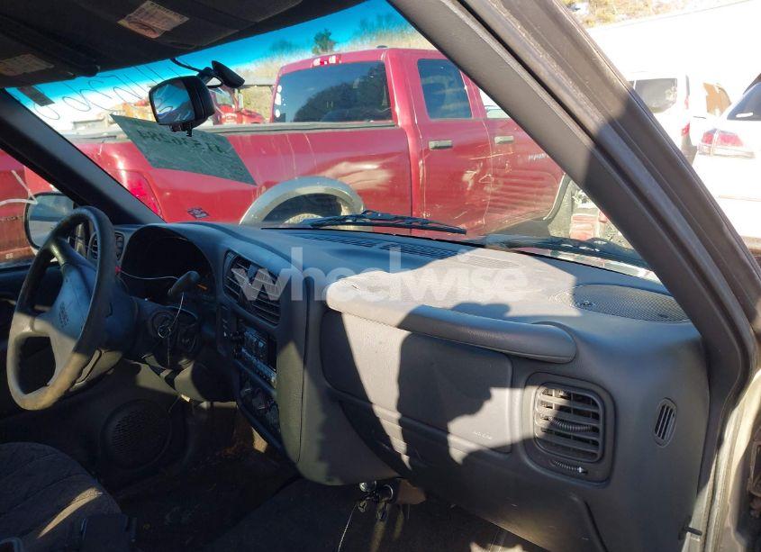 Photo 5 of 1998 Gmc Sonoma SLS (VIN 1GTCS1948W8538832)