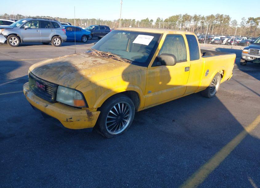 Photo 2 of 2003 Gmc Sonoma SLS (VIN 1GTCS19H438134425)