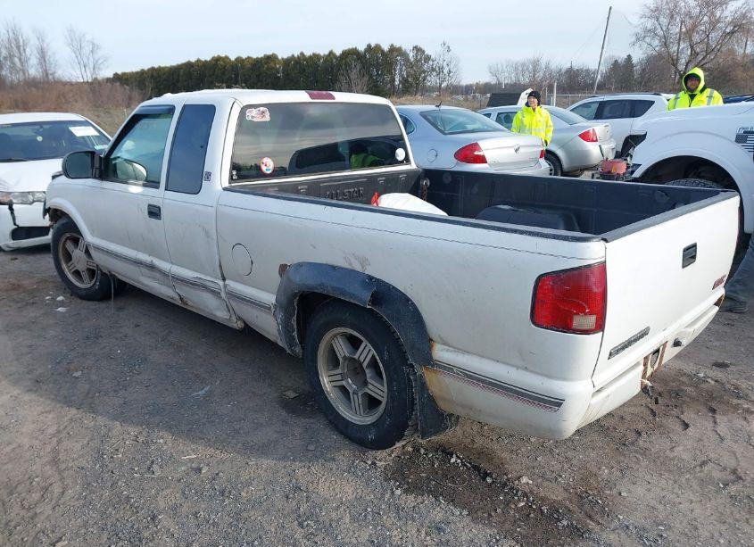 Photo 3 of 2000 Gmc Sonoma SLS (VIN 1GTCS19W1Y8120987)