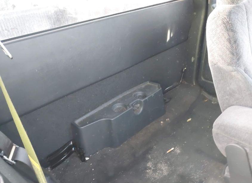 Photo 8 of 2000 Gmc Sonoma SLS (VIN 1GTCS19W1Y8120987)