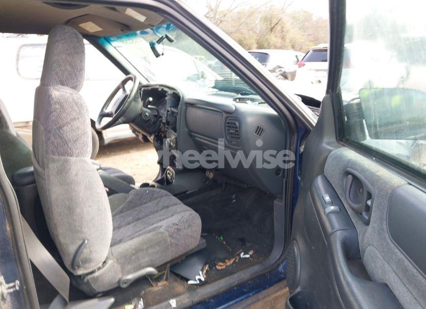 Photo 5 of 2002 Gmc Sonoma SLS (VIN 1GTCS19W528124872)