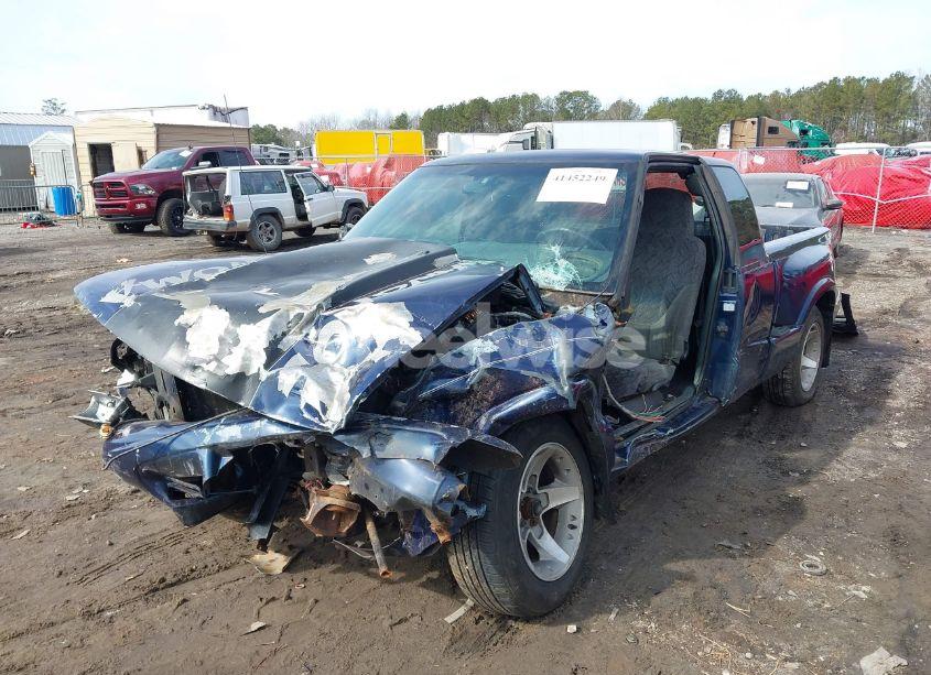 Photo 6 of 2002 Gmc Sonoma SLS (VIN 1GTCS19W528124872)