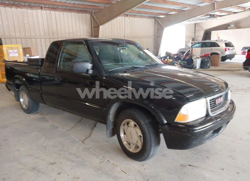 2002 Gmc Sonoma SLS (VIN 1GTCS19W828197766) main photo