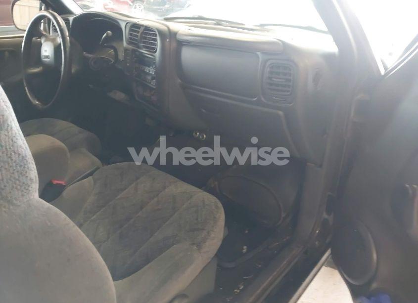 Photo 5 of 2002 Gmc Sonoma SLS (VIN 1GTCS19W828197766)