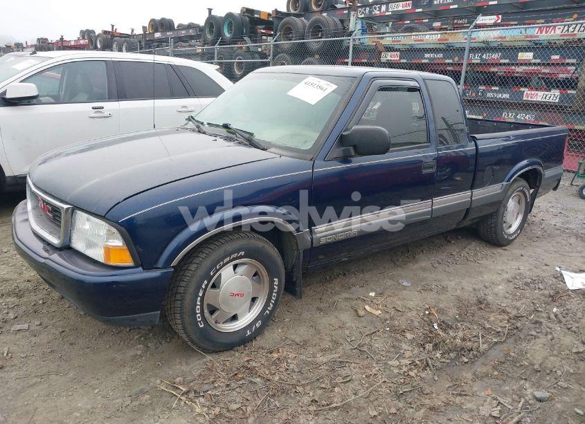 Photo 2 of 2000 Gmc Sonoma SLS (VIN 1GTCS19W9Y8237166)
