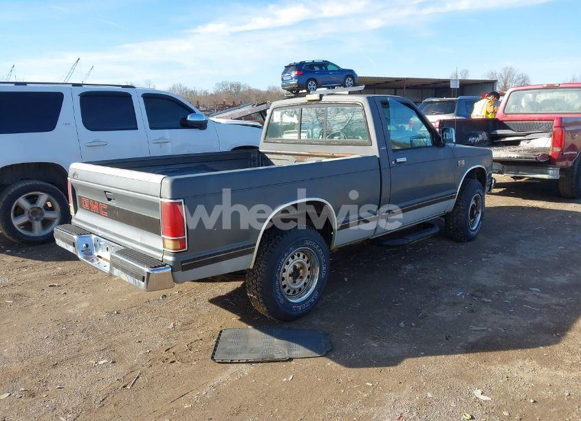 Photo 4 of 1988 Gmc S TRUCK S15 (VIN 1GTCT14R6J2514475)