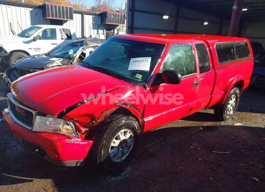 Photo 2 of 2002 Gmc Sonoma SLS (VIN 1GTCT19W928264291)